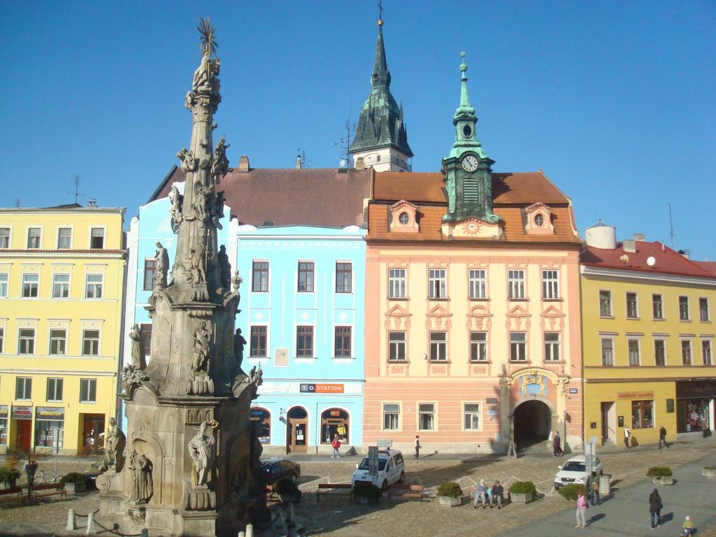 Grand Hotel Cerny Orel Jindrichuv Hradec Exterior photo